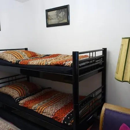 74m², Ruhige, Stilvolle 4-zimmerwohnung Apartment *
